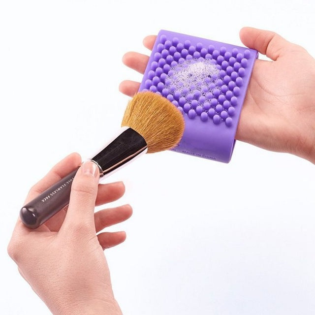 BUMP IT OFF Multi-Use Silicone Cleaning Tool